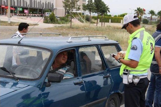 Manisa Emniyetinden Trafik Uygulaması