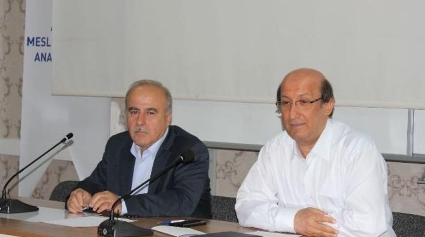 Emekliler Tecr&uuml;belerini Aktardı