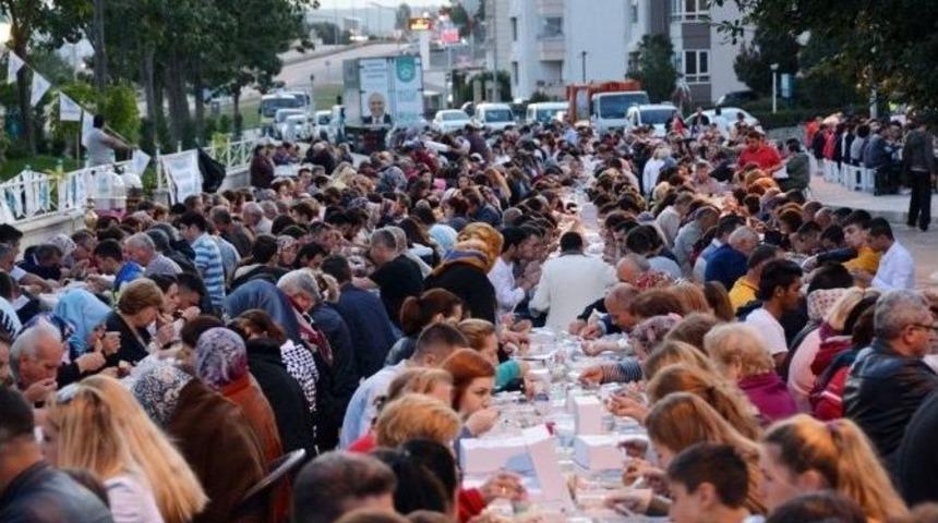 Sevgi Sofralarında İlk Hafta Tamamlandı