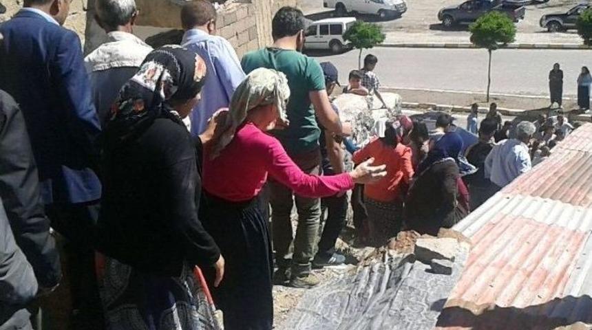 &Uuml;niversite &Ouml;ğrencisi İntihar Etti