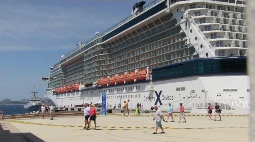 Bodrum&rsquo;a Akın Ettiler