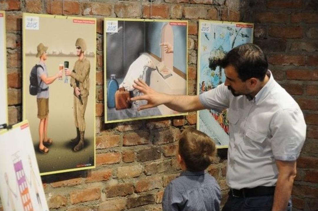 Turizm Ve Barış İ&ccedil;in &Ccedil;izdiler