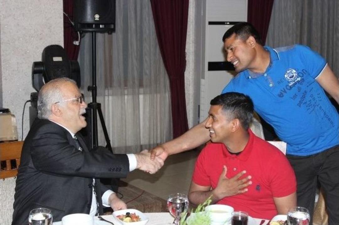 Sığınmacılarla Yapılan İftar&rsquo;da Birliktelik Mesajı