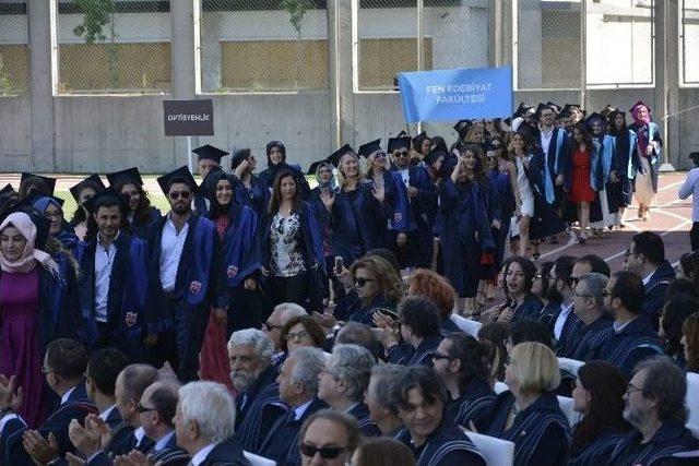 Kemerburgaz&rsquo;da Mezuniyet Coşkusu 1