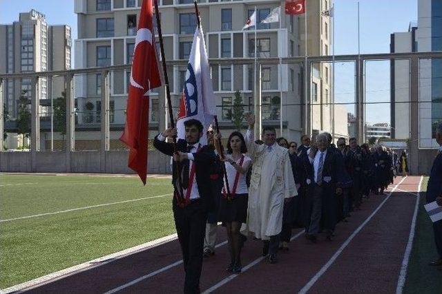 Kemerburgaz&rsquo;da Mezuniyet Coşkusu 2