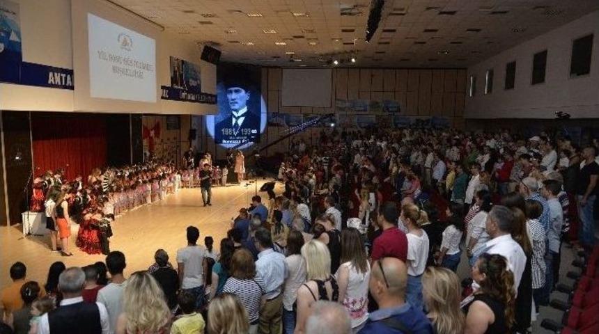 Miniklerden Yıl Sonu G&ouml;sterisi