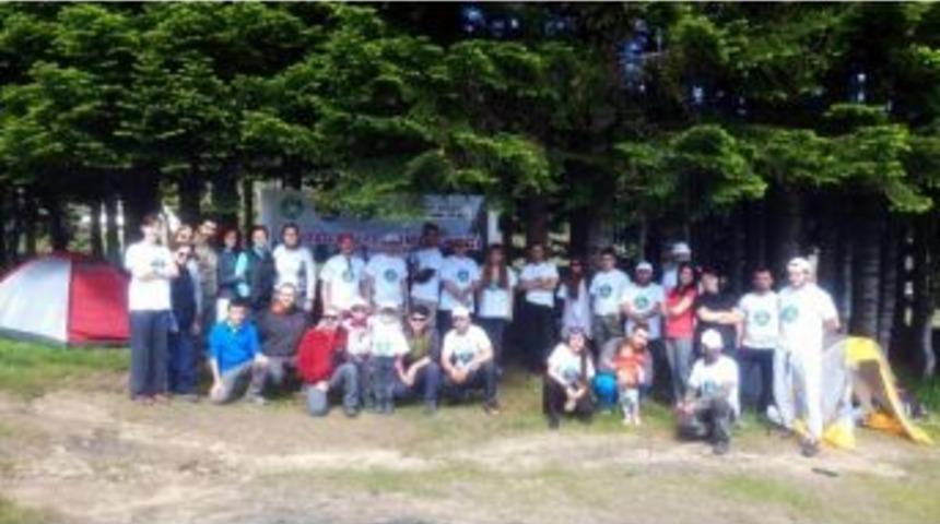 Dağcılar &Ccedil;evre İ&ccedil;in Uludağ&rsquo;da Buluştu