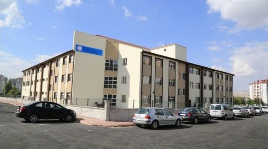 19 Mayıs Mahallesindeki Okul Eğitime Hazır