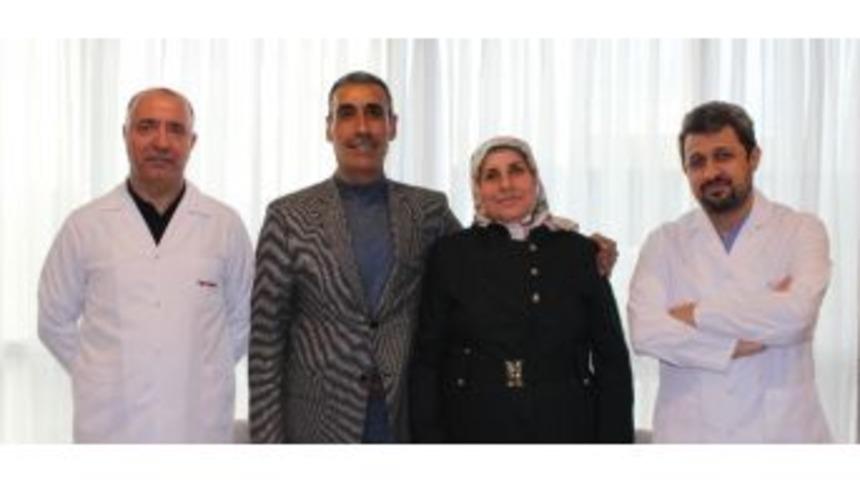 Karaciğer Ve B&ouml;breğindeki Kitlelerden Tek Ameliyatta Kurtuldu