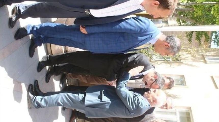 Vali Odabaş Bayburt&rsquo;a Veda Etti