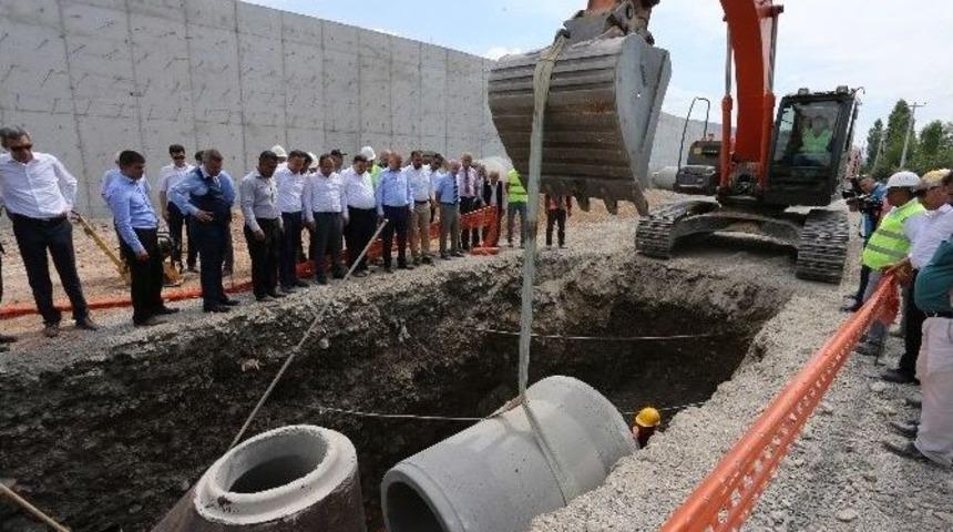 B&uuml;y&uuml;kşehir&rsquo;den Honaz&rsquo;da Alt Yapı &Ccedil;alışması