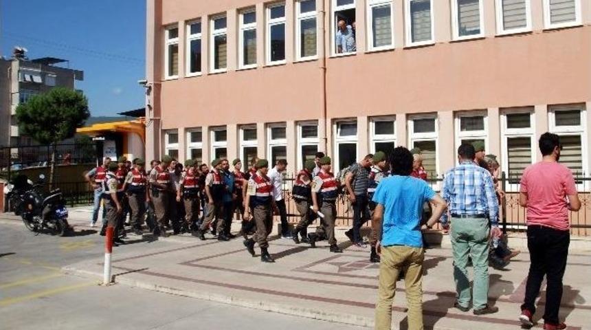 Jandarma &lsquo;huzurunuz Mutluluğumuzdur&rsquo; Denetimlerini S&uuml;rd&uuml;r&uuml;yor