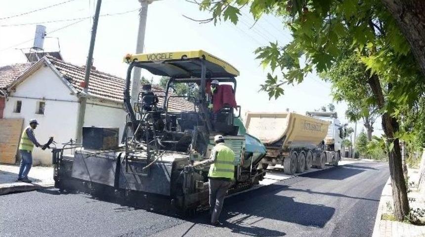 Meram&rsquo;da Asfalt &Ccedil;alışmaları S&uuml;r&uuml;yor