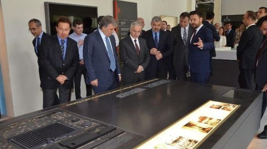 11. Cumhurbaşkanı Abdullah G&uuml;l Adını Taşıyan M&uuml;zede İncelemelerde Bulundu