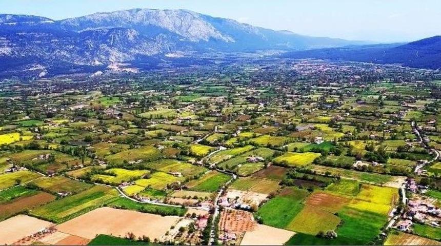 T&uuml;rkiye&rsquo;nin Tek İnilen Yaylasında 4 Mevsim Turizm