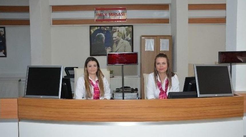 Efeler&rsquo;de Kurulan &lsquo;halk Masası&rsquo; Takdir Topluyor