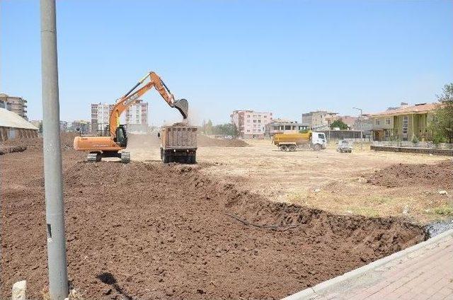 Şanlıurfa Büyükşehir Belediyesi Viranşehir’de Çalışmalara Başladı