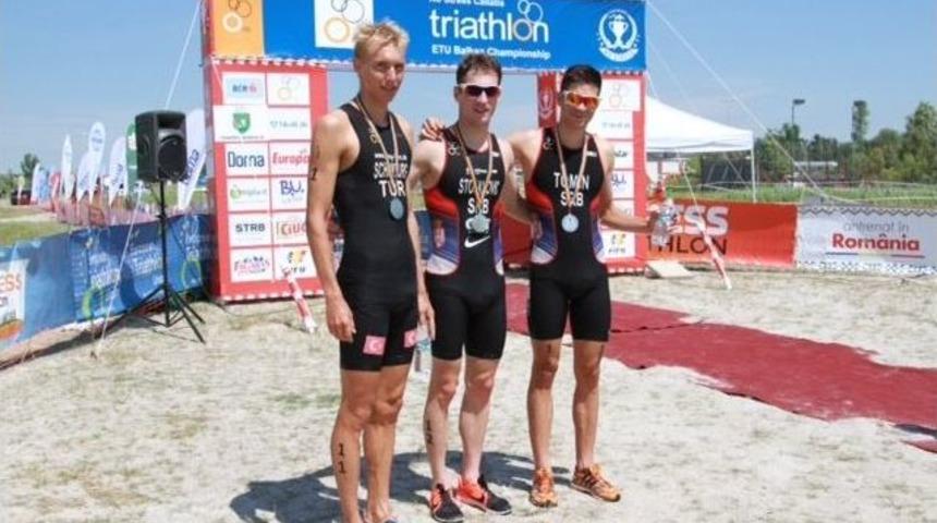 İpek &Ouml;ztosun Balkan Şampiyonu