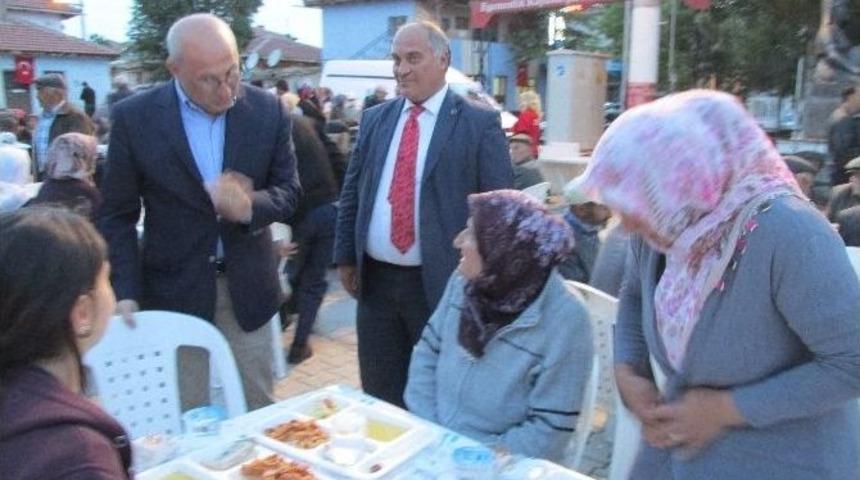 Han İl&ccedil;esinde İftar Programı