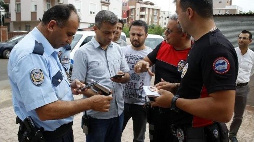 Yaşlı &Ccedil;ifti Dolandıramadan Yakalandı