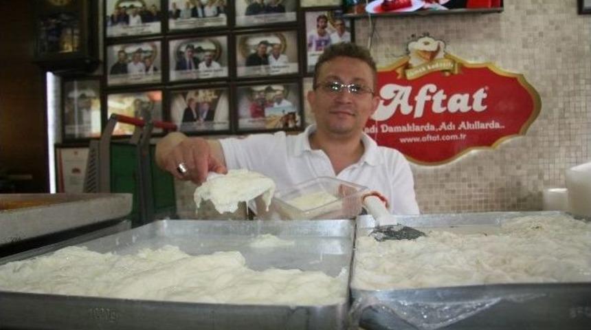 Afyonkarahisar&rsquo;da Ramazan Ayında Sofraları En Fazla G&uuml;lla&ccedil; Tatlandırıyor