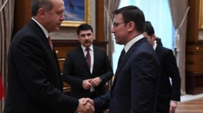 Milletvekili K&uuml;&ccedil;&uuml;kcan, Cumhurbaşkanı Erdoğan&rsquo;a Rapor Sundu