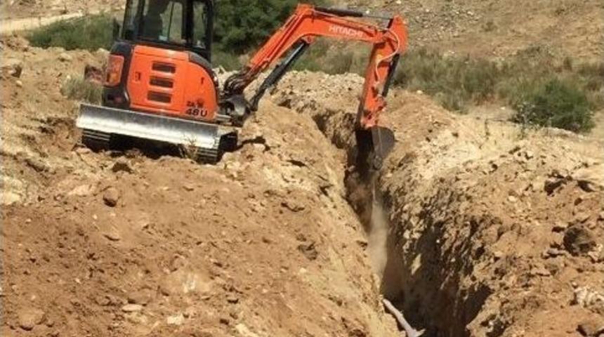 Kırsal Mahallelerin İçme Suyu Hatları Birer Birer Yenileniyor