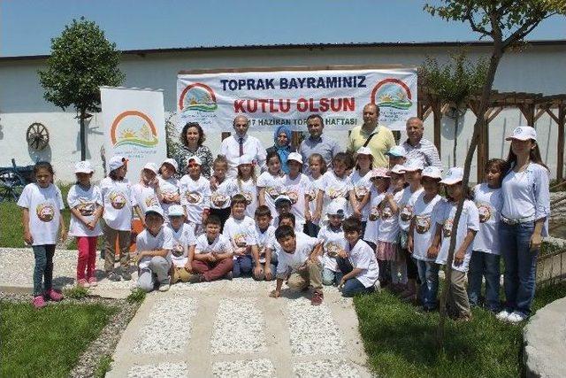 Düzce’de Toprak Bayramı Kutlandı