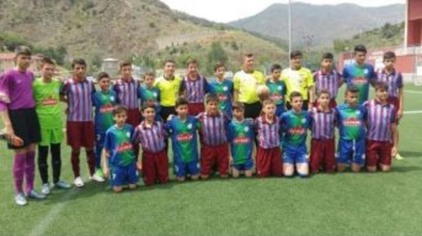 U 13 Futbol Grup M&uuml;sabakaları G&uuml;m&uuml;şhane&rsquo;de Yapıldı