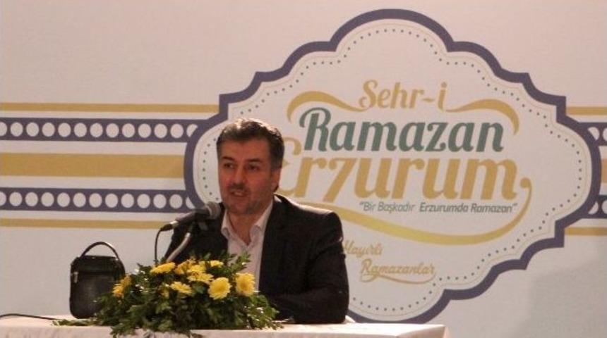 Do&ccedil;. Dr. Altun İslam Dinindeki Aile Kavramını Anlattı