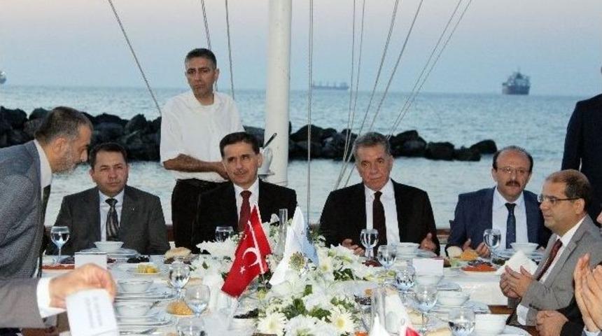 İssiad Başkanı Recep Atakaş&rsquo;tan İftar