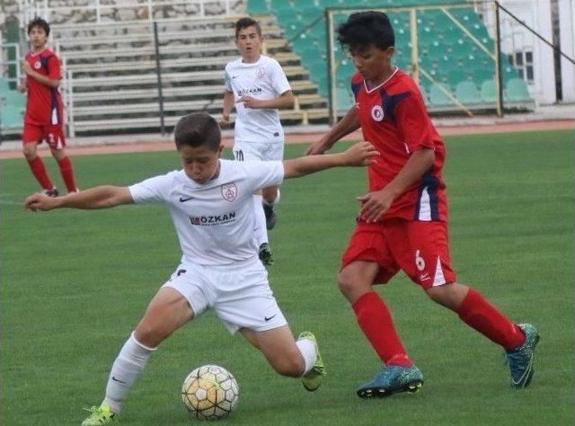 U13 Şampiyonasında Altınordu Bir Üst Tura Çıktı