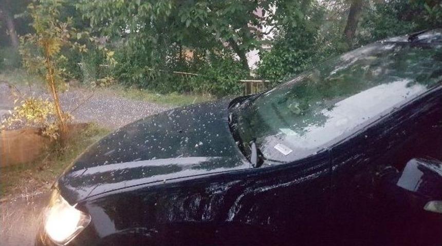 Kocaeli&rsquo;de Aniden Bastıran Yağmur Hayatı Fel&ccedil; Etti