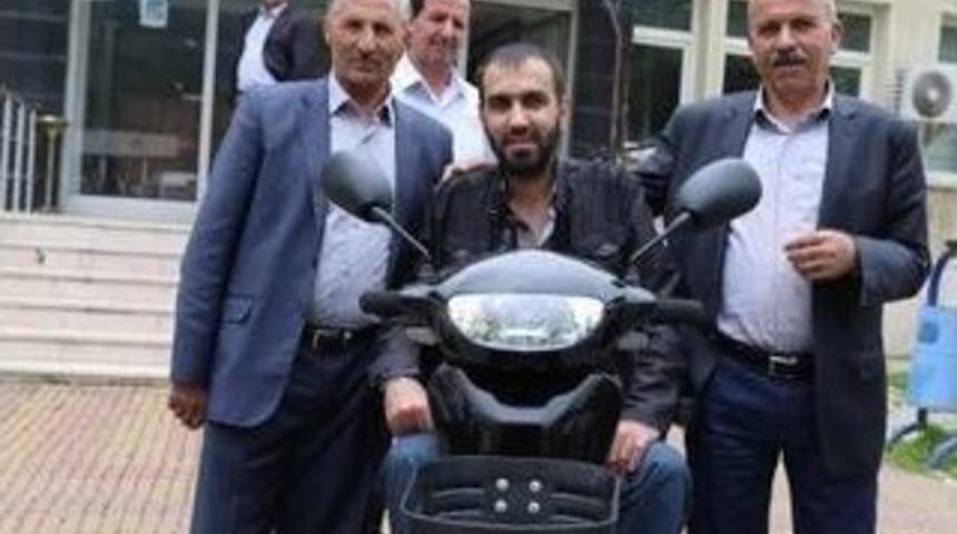 G&uuml;roymak Belediyesi&rsquo;nden Engelli Vatandaşa Ak&uuml;l&uuml; Ara&ccedil;