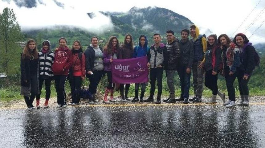 Uğur&rsquo;lu &Ouml;ğrencilerden &lsquo;g&ouml;n&uuml;ll&uuml; Turizmi&rsquo; Projesi