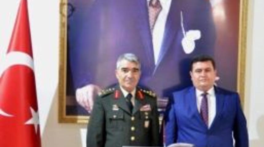 3. Ordu Komutanı Ve Garnizon Komutanından, Vali Arslantaş&rsquo;a Hayırlı Olsun Ziyareti