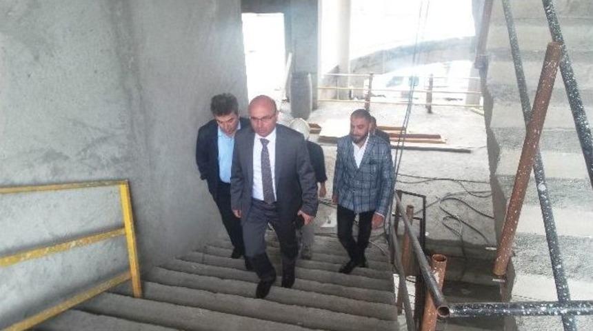 Başkan Oral&rsquo;dan Yeni Belediye Binası &Ccedil;alışmalarına Yakın Takip