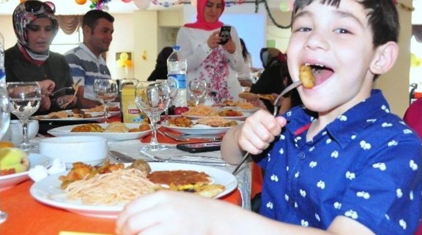 &Ouml;zel &Ccedil;ocuklara &Ouml;zel Yiyecekler