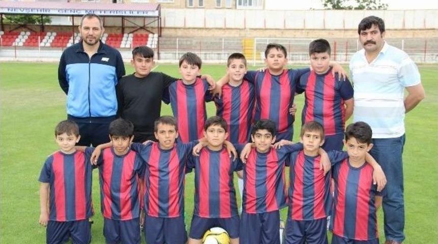 Nevşehir&rsquo;de Mini Minikler U11 Futbol Turnuvası Başladı