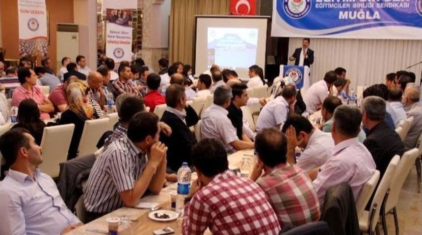 Eğitim Bir-sen&rsquo;den İl&ccedil;e Başkanlarına Plaket