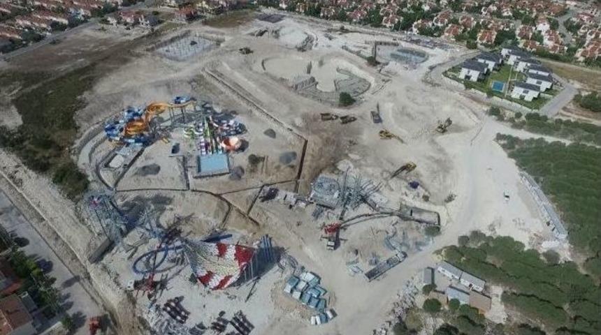 T&uuml;rkiye&rsquo;nin En B&uuml;y&uuml;k Aquapark&rsquo;ı &Ccedil;eşme&rsquo;de A&ccedil;ılıyor