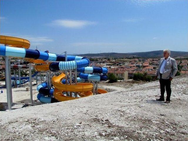 Türkiye’nin En Büyük Aquapark’ı Çeşme’de Açılıyor