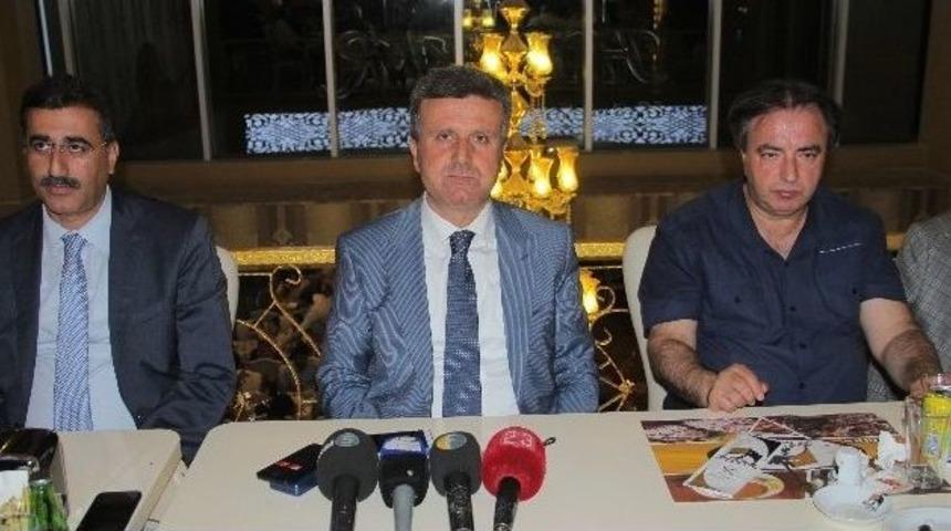 Ak Parti Elazığ İl Başkanı Gürgöze Gazetecilerle Bir Araya Geldi