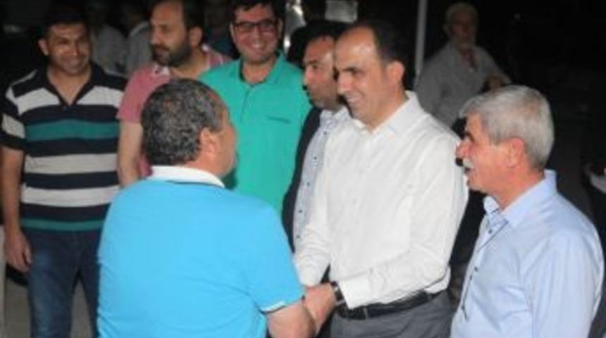 Başkan Altay, Teravihte Vatandaşlarla Buluştu