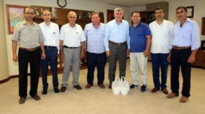 Başkan Karaosmanoğlu, İzmit Ve Kandıralı Muhtarları Ağırladı