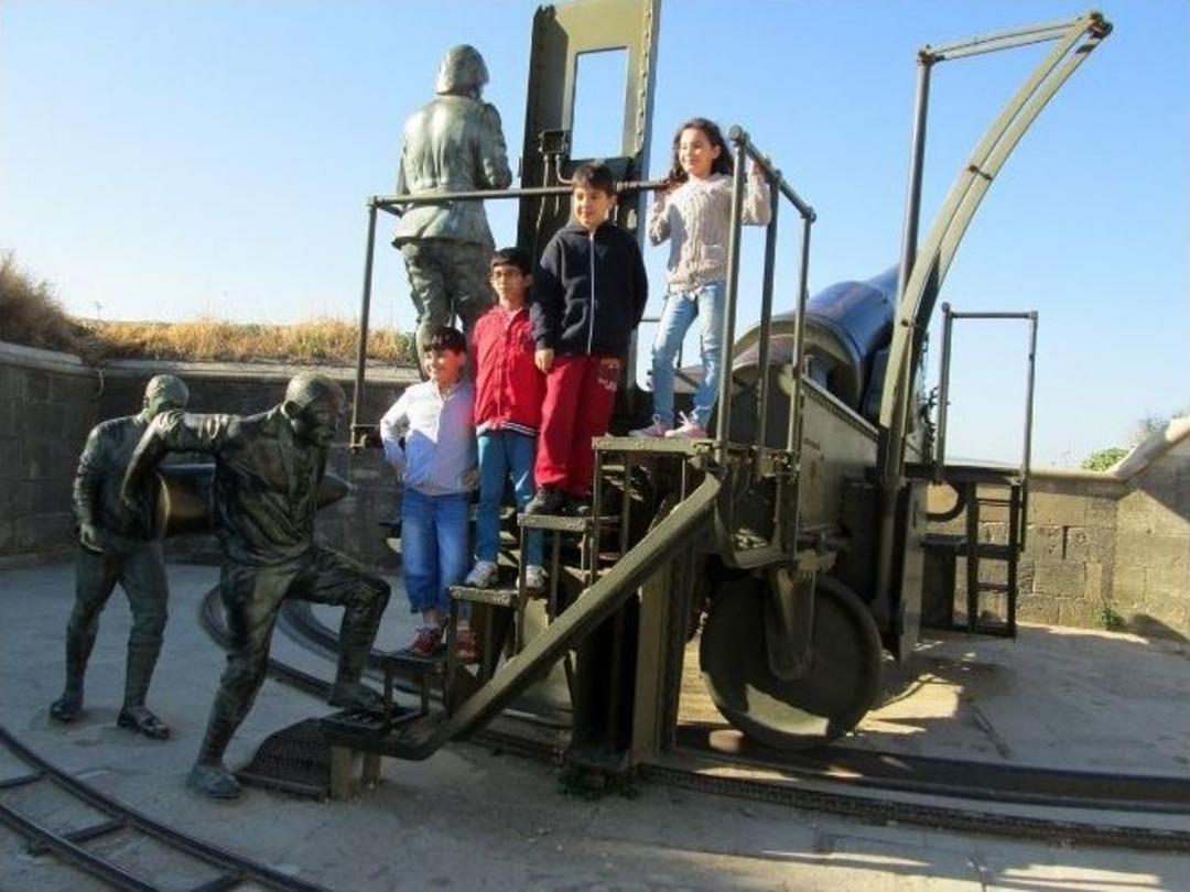 Başkan Kara&ccedil;oban&rsquo;dan Grup Bilin&ccedil;lendirmeye &Ccedil;anakkale Gezisi &Ouml;d&uuml;l&uuml;