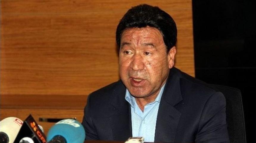 T&uuml;rkmenler İ&ccedil;in Acil Yardım &Ccedil;ağrısı