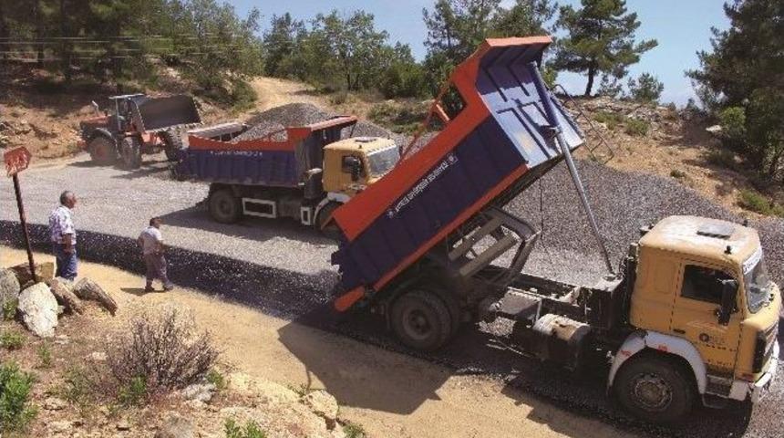 Gazipaşa İnal Yolu Asfaltlanıyor