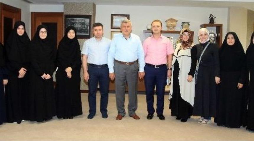Başkan Karaosmanoğlu, İhl &Ouml;ğrencileriyle Buluştu