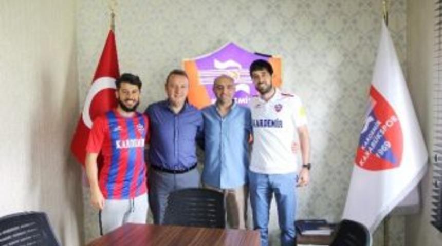 Karab&uuml;kspor&rsquo;da &Ccedil;ifte İmza